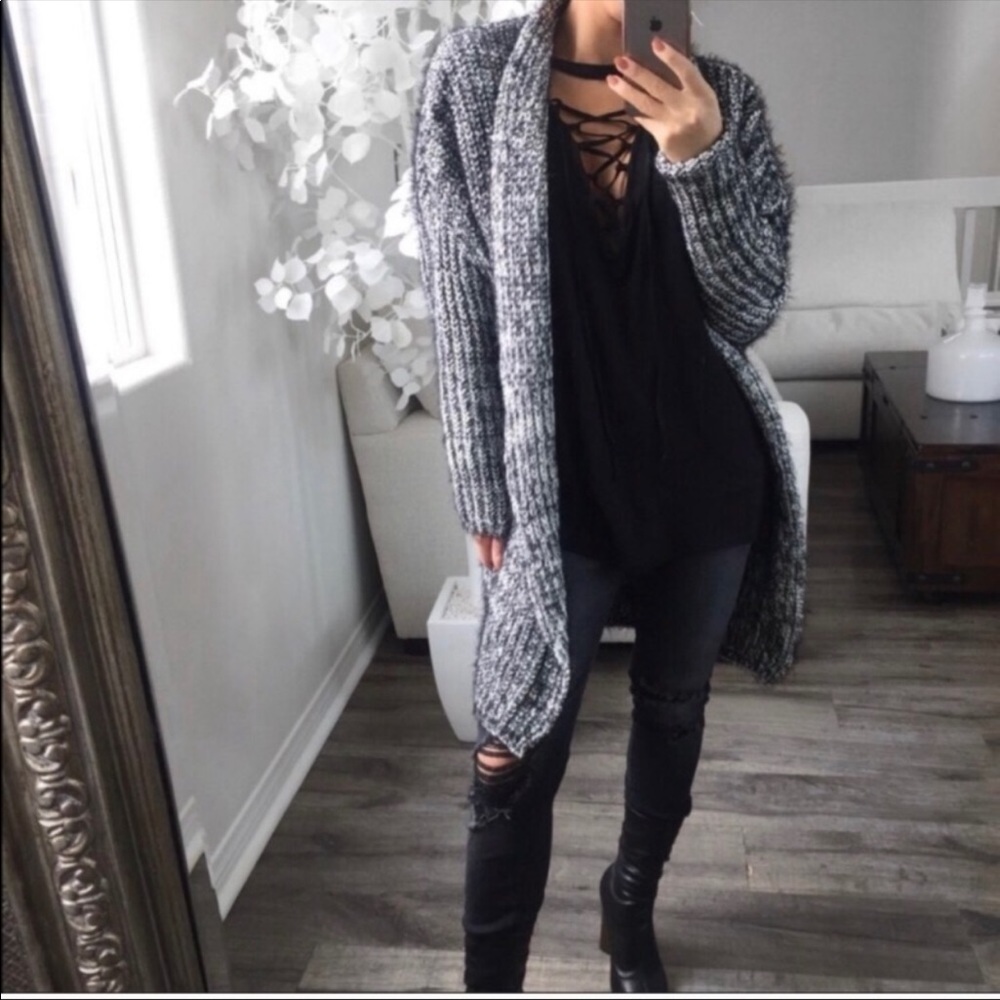 Paramore B&W furry soft cardigan